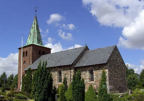 07 07 18 L2 Almind Kirke (Kolding)
