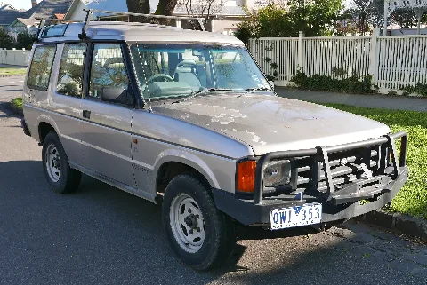 1993 Land Rover Discovery V8I 3 Door Wagon (2015 08 15) 01