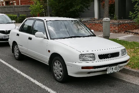 1994 Daihatsu Applause (A101) Limited Liftback (2016 01 04) 01