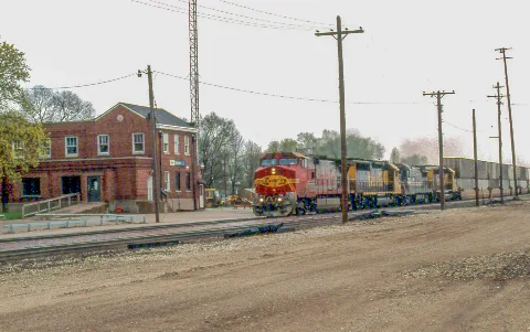 19970427 10 Bnsf Chillicothe, Illinois (5800008378)