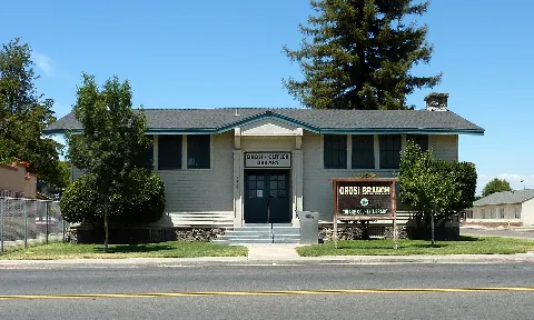 2009 0725 Ca Orosi Library
