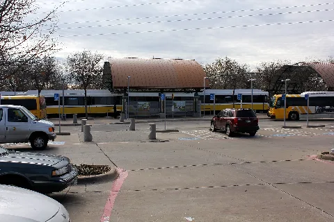 8Th & Corinth (Dart Station)
