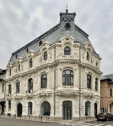 9 Strada Biserica Amzei, Bucharest (01)