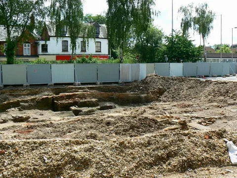 A Hole In Newbury Geograph.org.uk 830876