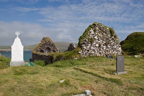 Abbey Island Friary Geograph.org.uk 1391921