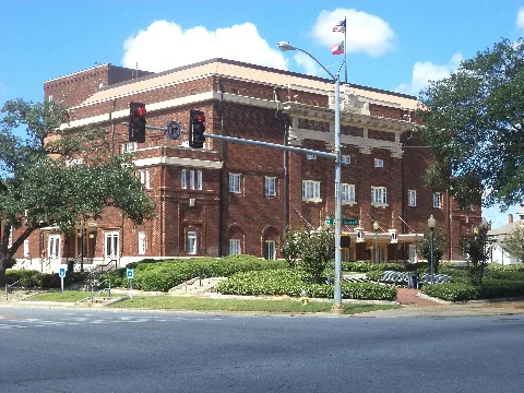 Albany Municipal Auditorium (Se Corner)
