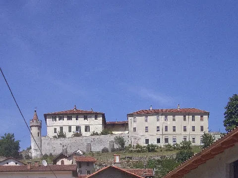 Albiano Ivrea Castello Vescovile 02