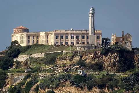 Alcatraz, 2010