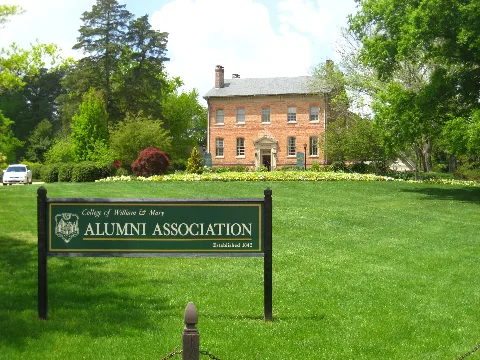 Alumni House, College Of William And Mary (Williamsburg, Virginia, Usa 2008 04 23)