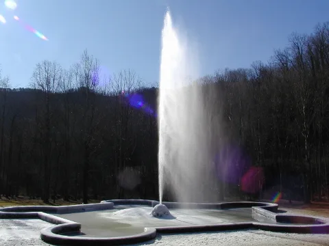 Andrews Geyser Ice And Sun