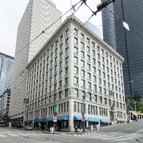 Arctic Building