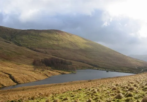 Auchengaich Reservoir Geograph.org.uk 8154