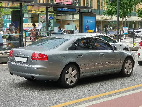 Audi A8 3.2 Quattro D3 Quartz Grey Metallic (2)