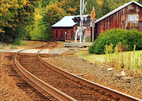 Aurora Or Level Crossing