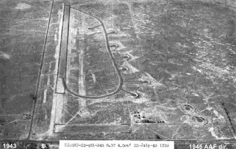 Aux 7 Lost Hills Field, Lost Hills, Ca 1945
