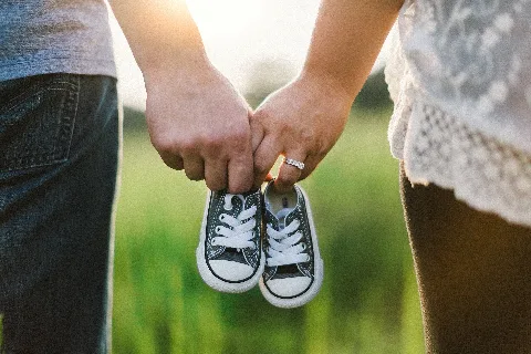 Baby Shoes (Unsplash)