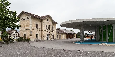 Bahnhof Schaan Vaduz Mit Busbahnhof