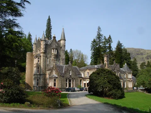 Benmore House (475884221)