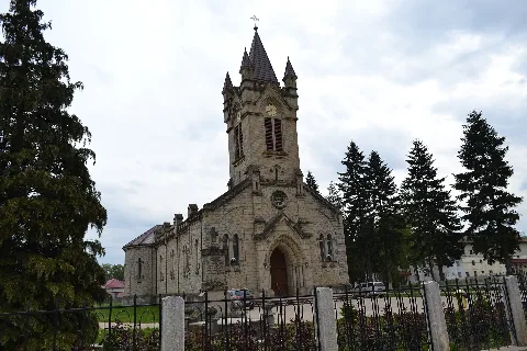 Biserica Presfanta Treime Oituz, Bacau