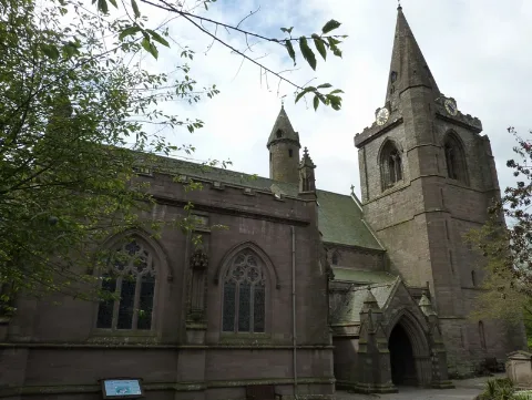 Brechin Cathedral 20090616 From The South