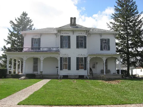 Bredeick Lang House From East