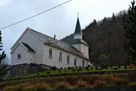 Brekke Kirke