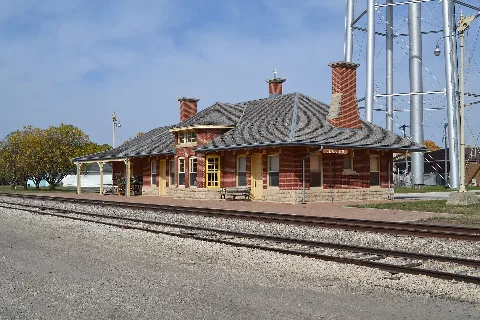 Burlington, Cedar Rapids And Northern Rr Station, Clarion, Ia