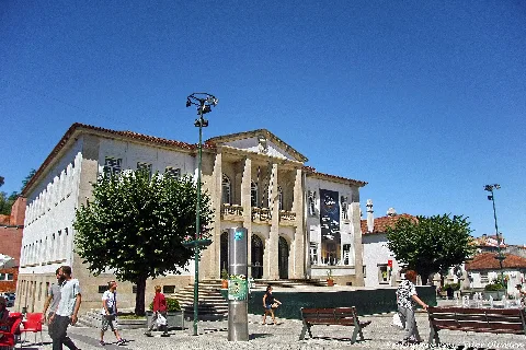Câmara Municipal De Arganil Portugal (28574115354)