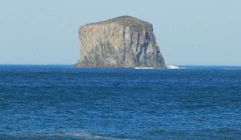 Cake Rock, A Sea Stack, Seen From Rialto Beach. Olympic National Park