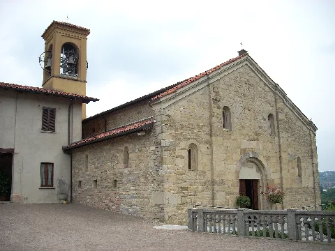 Calco (Lc) Frazione Arlate Chiesa Dei Santi Gottardo E Colombano