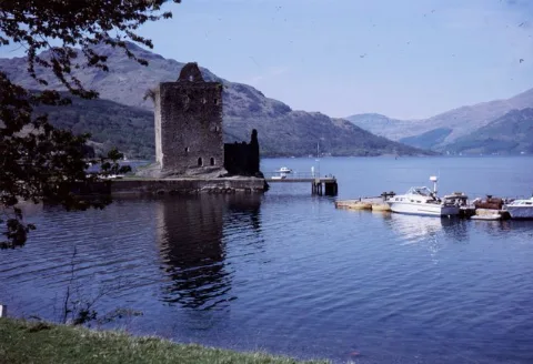 Carrick Castle Geograph.org.uk 996003