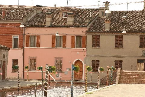 Case Su Via Cavour Panoramio