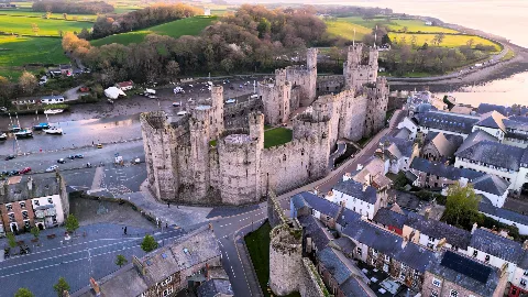 Castell Caernarfon Yn Y Cyfnos Yn 2023 Castell Caernarfon, Gwynedd, Wales At Dusk 2023 10