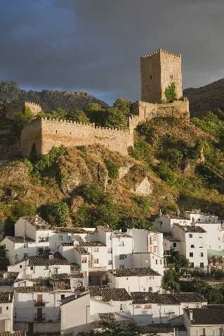 Castillo De La Yedra O De Las Cuatro Esquinas 2