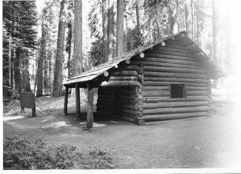 Cattle Cabin Sequoia Np