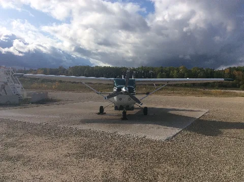 Cessna206 Lakeside Pine Dock Airport