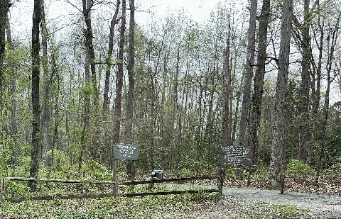 Cheswick Park Entrance