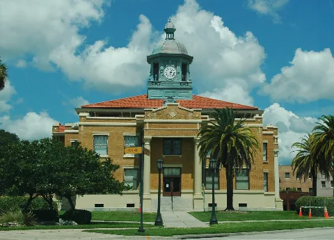 Citrus County Courthouse (1912) Panoramio