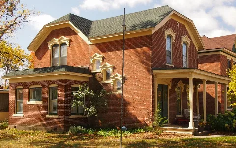 Clara And Julius Schmidt House
