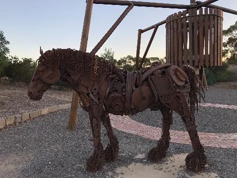 Clyde Sculpture