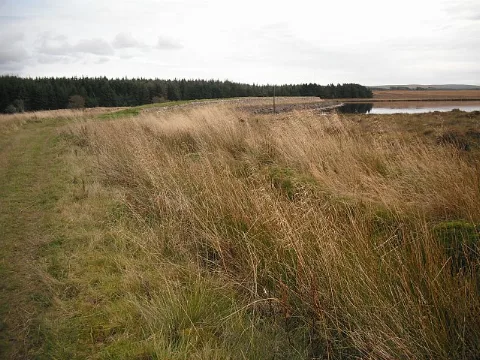 Cobbinshaw Reservoir Dam Geograph.org.uk 1532071
