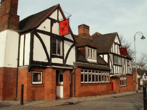 'Cross Keys' Inn Geograph.org.uk 338422
