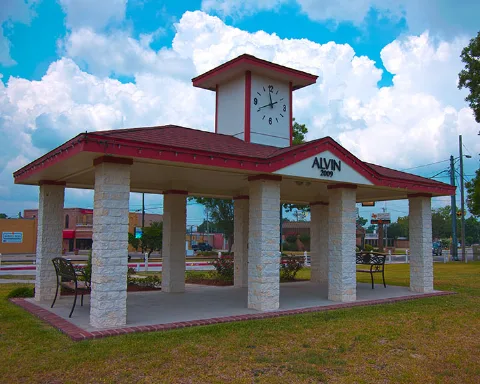 Depot Gazebo (5822693688)