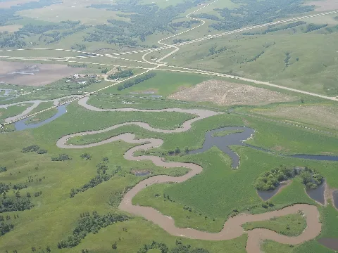 Des Lacs River