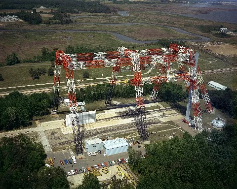Drop Test At Lunar Landing Research Facility Gpn 2000 001287