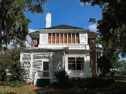 Duncanhouse Tavares03