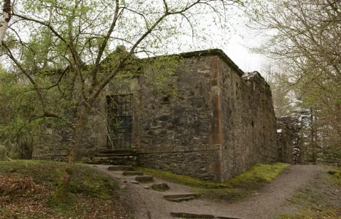Dunstaffnage Chapel 20080428