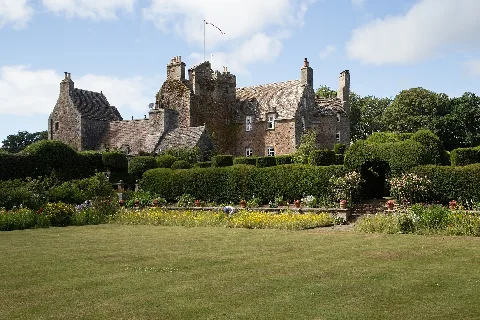 Earlshall Castle, From Se