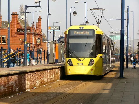 Eccles Tram Station Geograph.org.uk 1801441