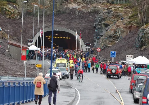 Eiksundtunnelen02